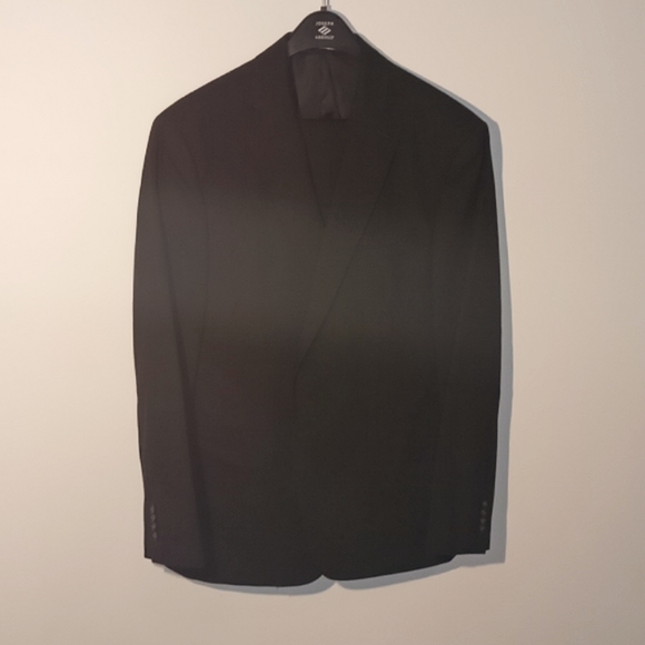 Black 100% wool Joseph Abboud suit - Picture 1 of 7